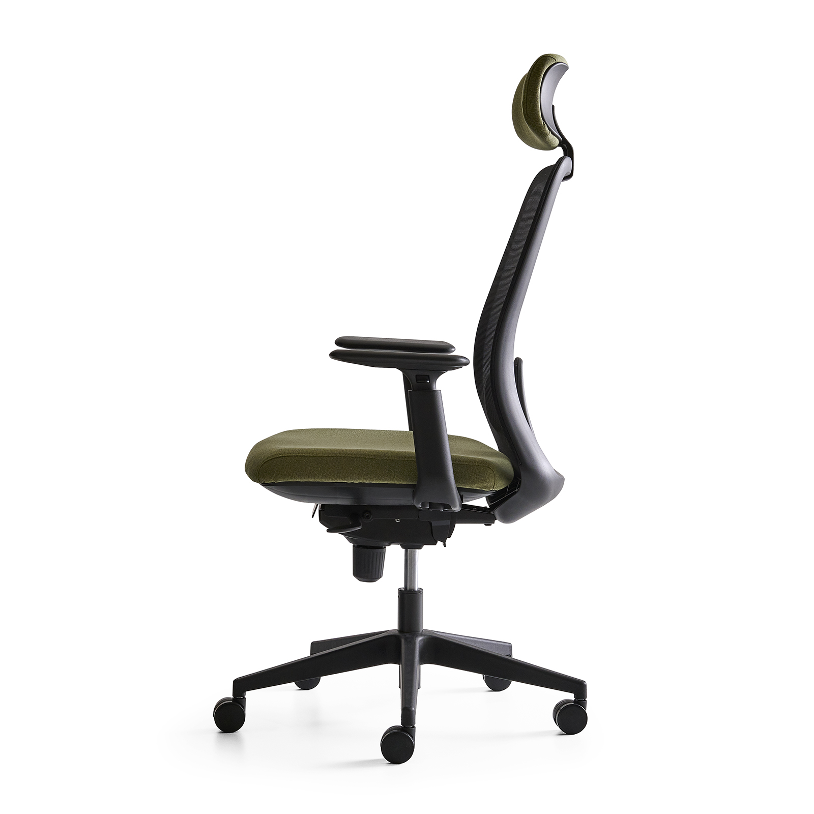 Eva Executive Chair 3