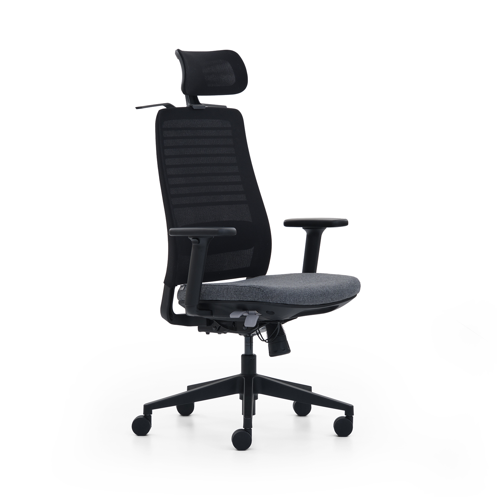 Luna Executive Chair 2