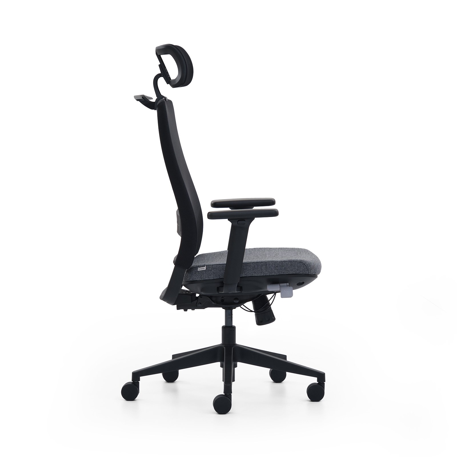 Luna Executive Chair 3