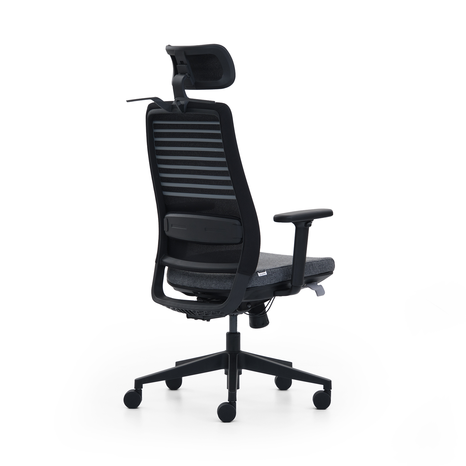 Luna Executive Chair 4