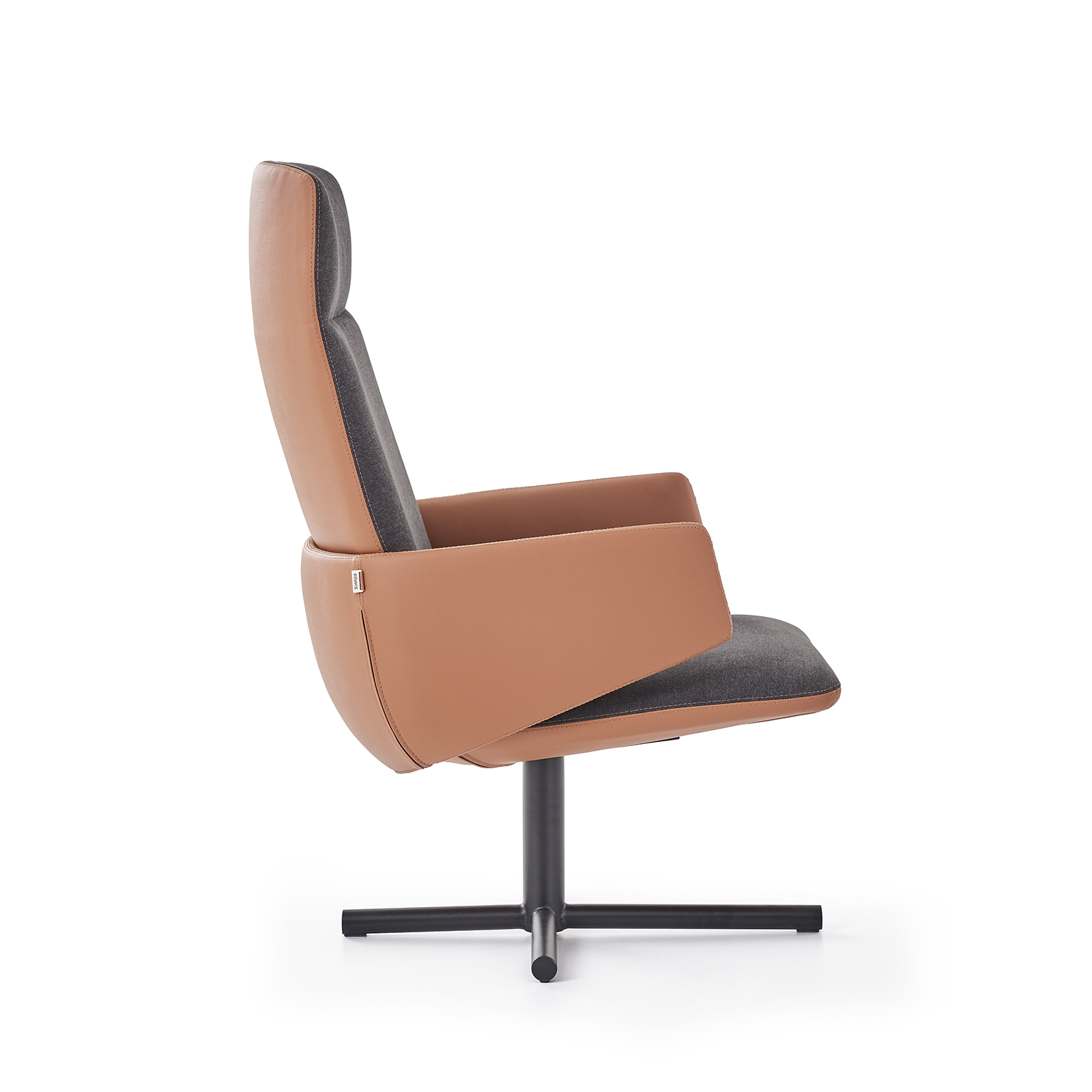 Sarm Armchair 3